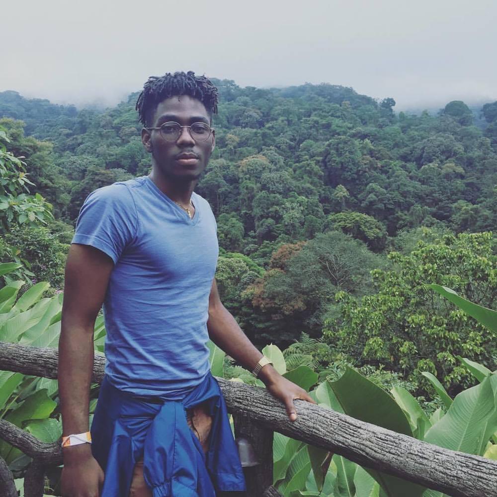 Meet your Posher, Jonathan